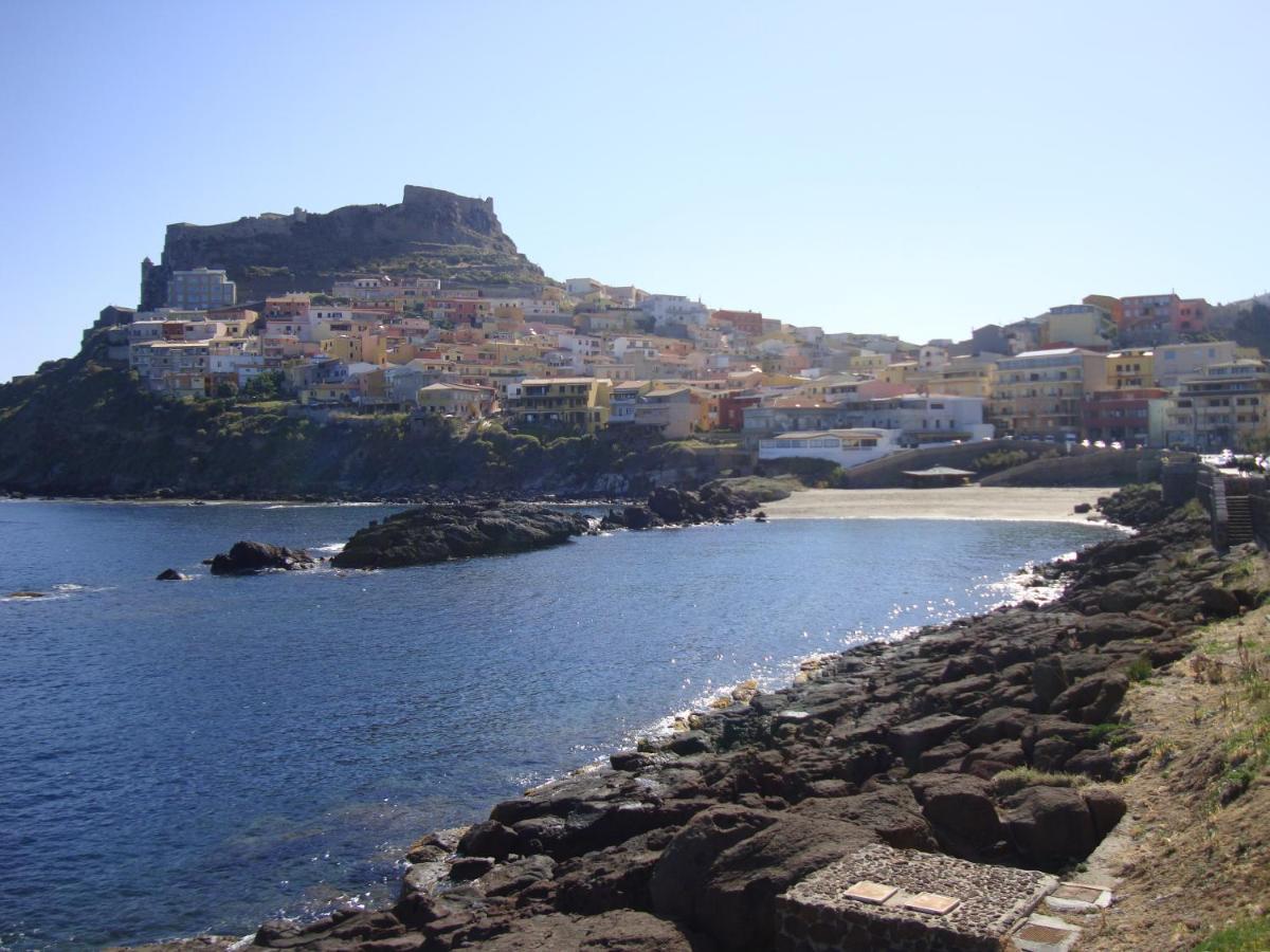 Mi Casa El Mar! Grazioso Attico 400 Mt Alla Spiaggia E Al Centro Castelsardo Exterior photo